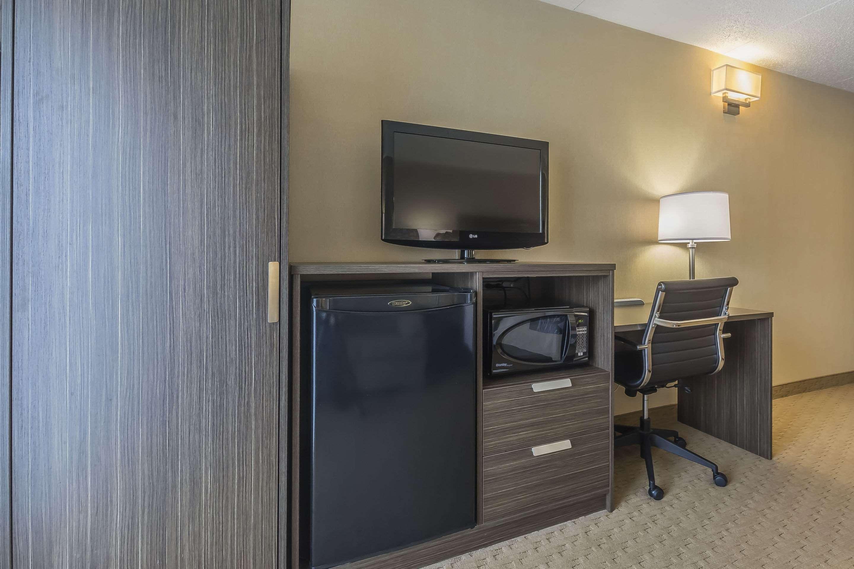 Comfort Inn Lévis Eksteriør bilde